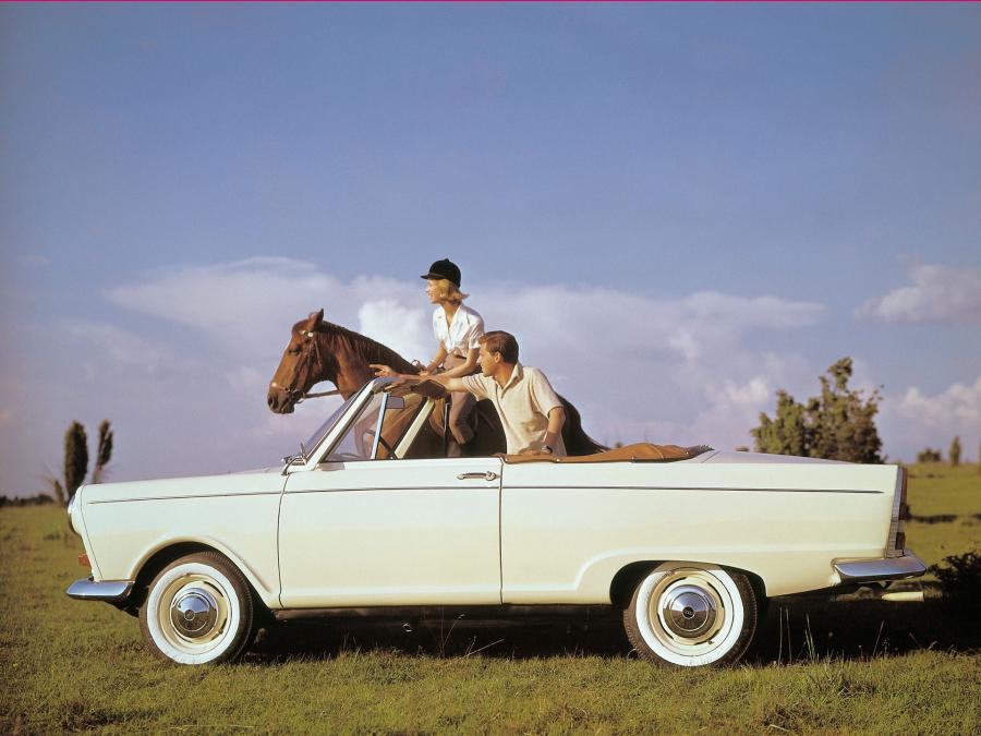  DKW F12 Roadster 1964 года  (фото 1 из 3)